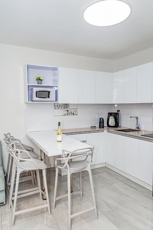Appartement דירת גן פונה לבריכה - Pool Garden View Eilat Extérieur photo