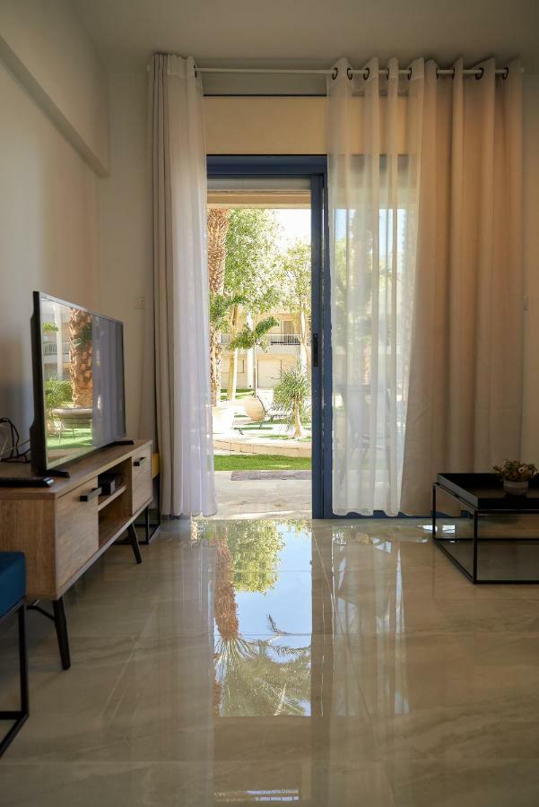 Appartement דירת גן פונה לבריכה - Pool Garden View Eilat Extérieur photo