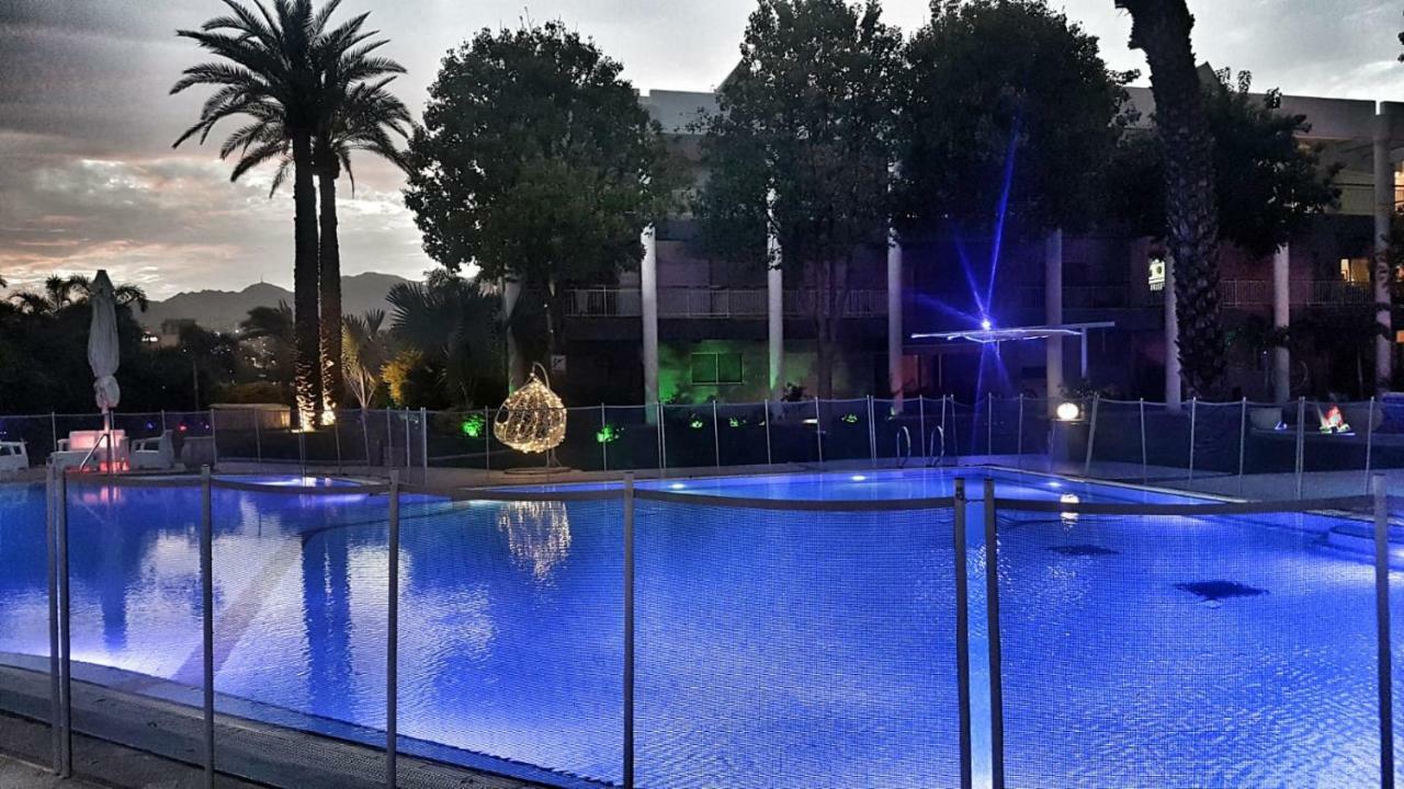 Appartement דירת גן פונה לבריכה - Pool Garden View Eilat Extérieur photo